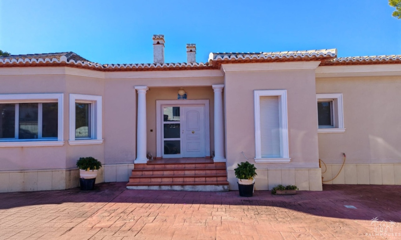Resale - Villa - Teulada - Moraira