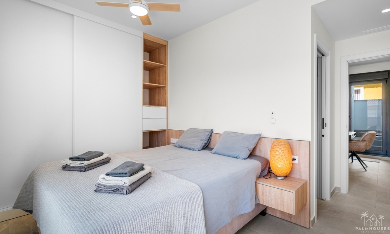 Resale - Villa - Torre de la Horadada - Costa Blanca