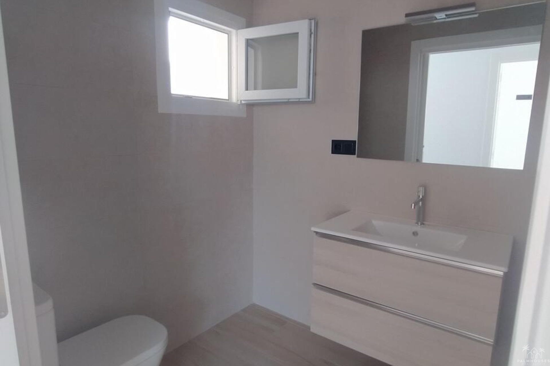 Resale - Villa - Torrevieja - Aguas Nuevas