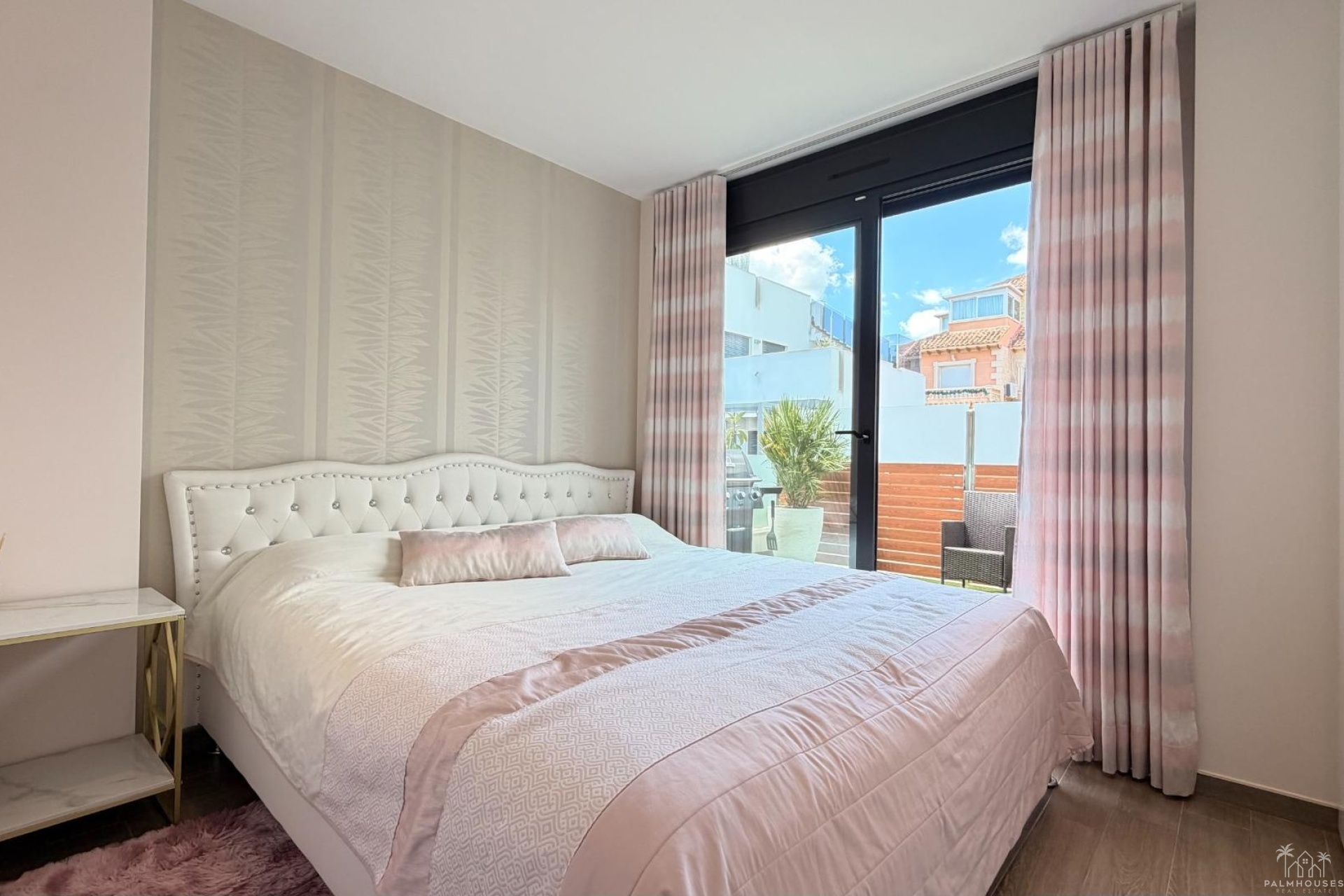 Resale - Villa - Torrevieja - Aguas Nuevas