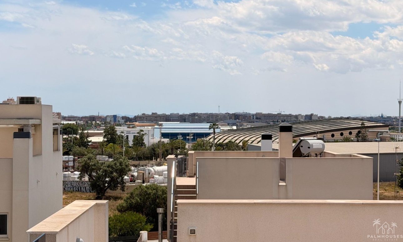 Resale - Villa - Torrevieja - Aguas Nuevas