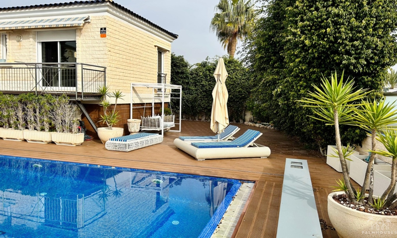 Resale - Villa - Torrevieja - Costa Blanca