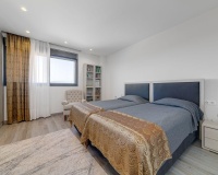 Resale - Villa - Torrevieja - Costa Blanca