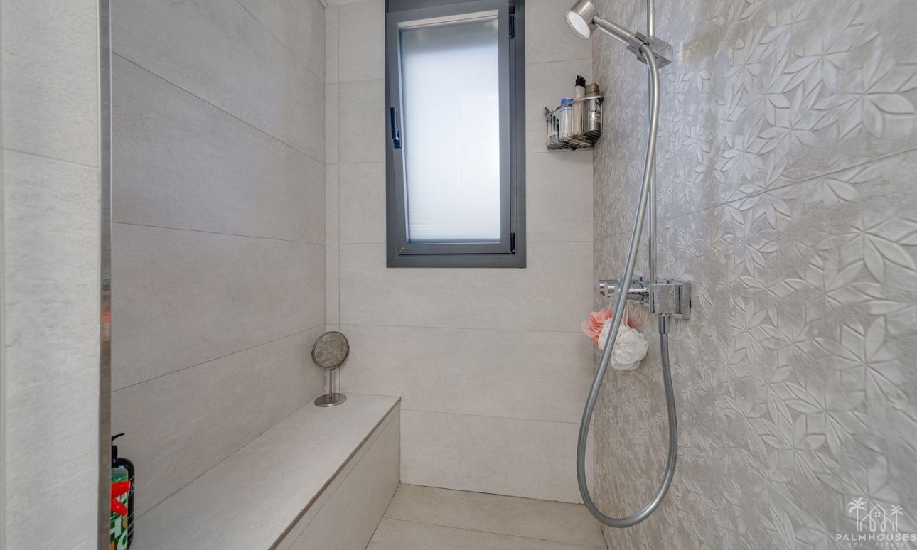 Resale - Villa - Torrevieja - Costa Blanca