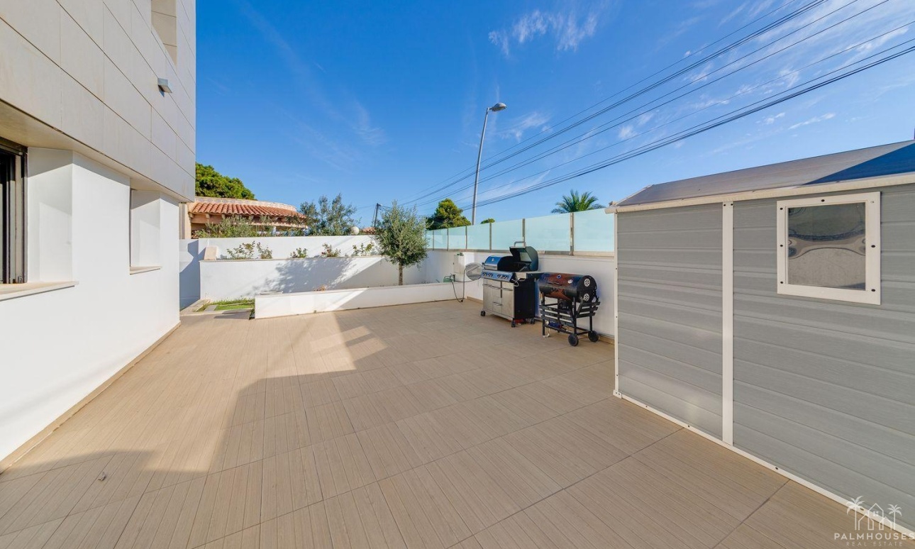 Resale - Villa - Torrevieja - Costa Blanca