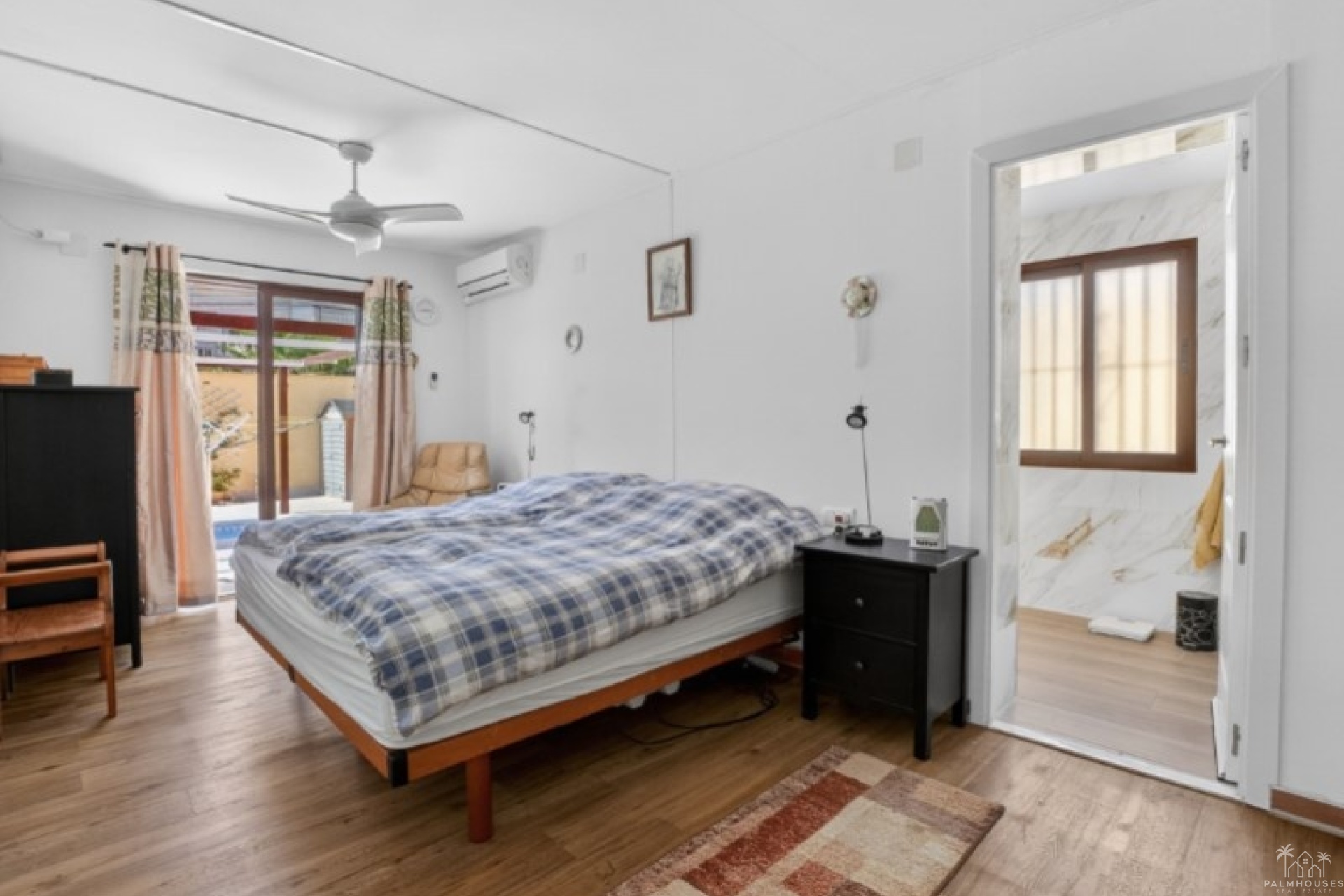 Resale - Villa - Torrevieja - Costa Blanca