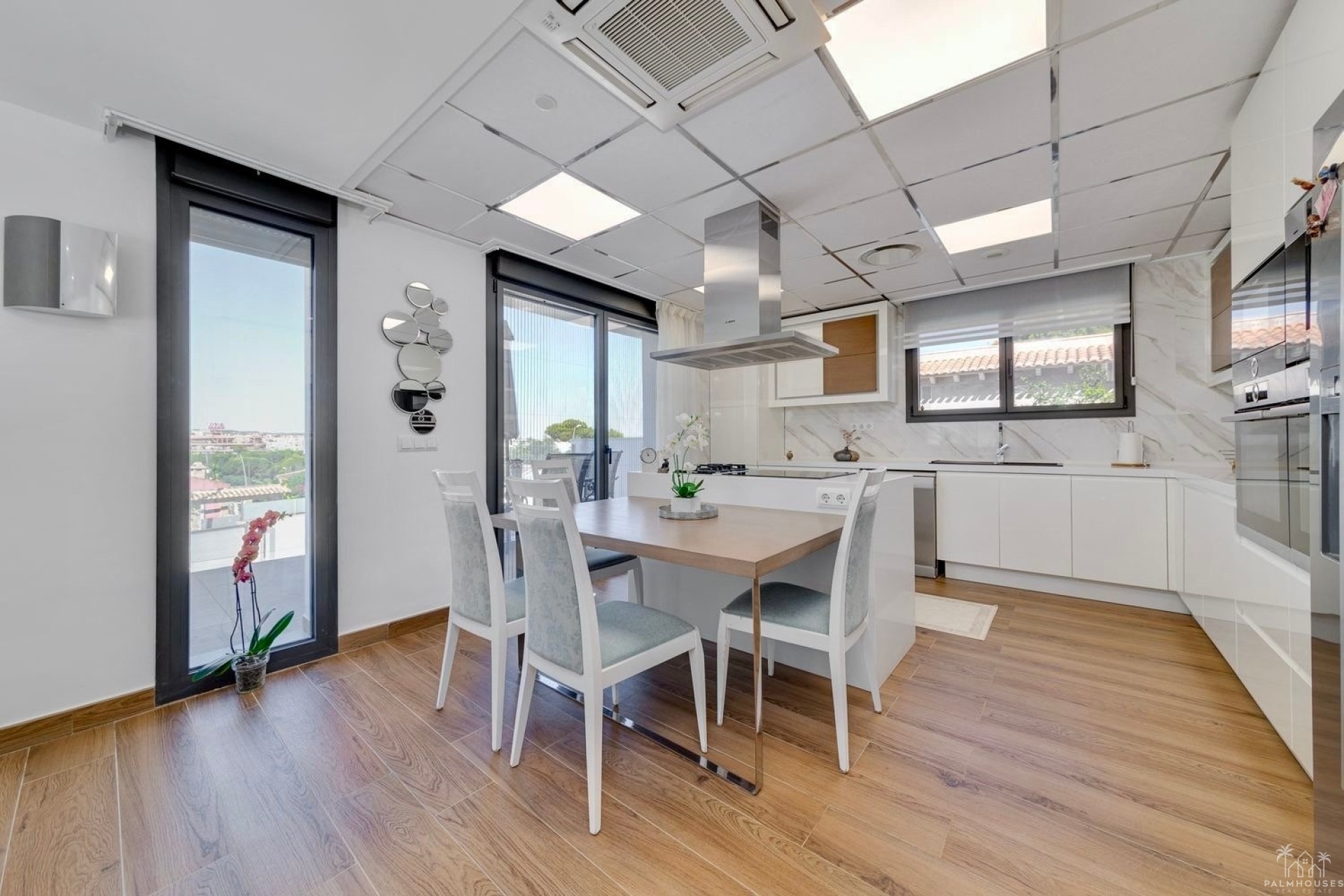 Resale - Villa - Torrevieja - Costa Blanca