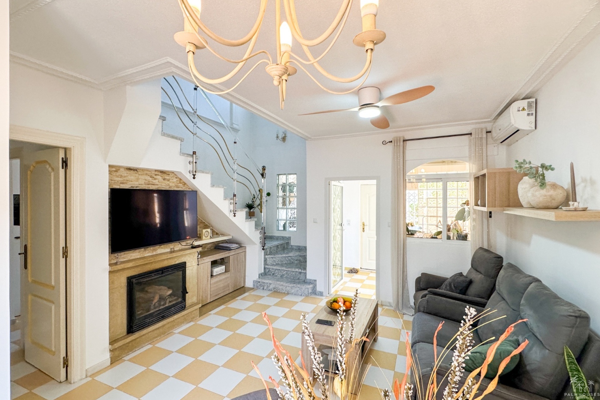 Resale - Villa - Torrevieja - Costa Blanca