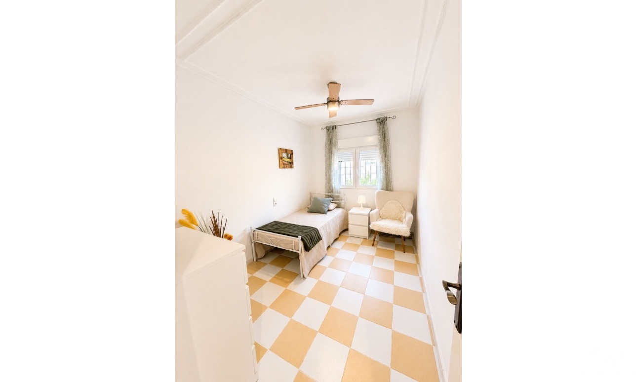 Resale - Villa - Torrevieja - Costa Blanca