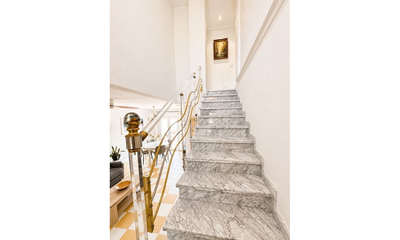 Resale - Villa - Torrevieja - Costa Blanca