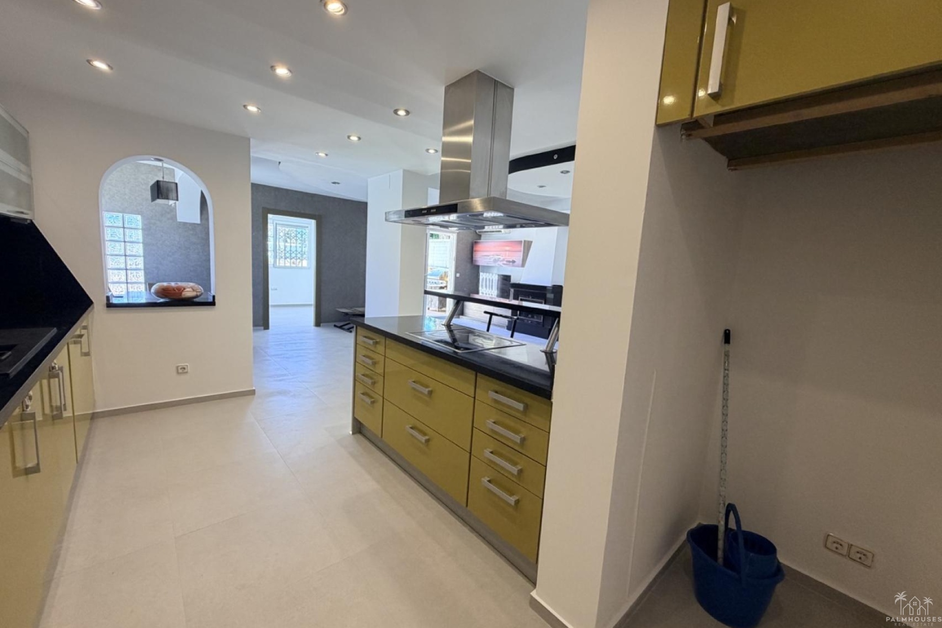 Resale - Villa - Torrevieja - Costa Blanca