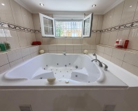 Resale - Villa - Torrevieja - Costa Blanca