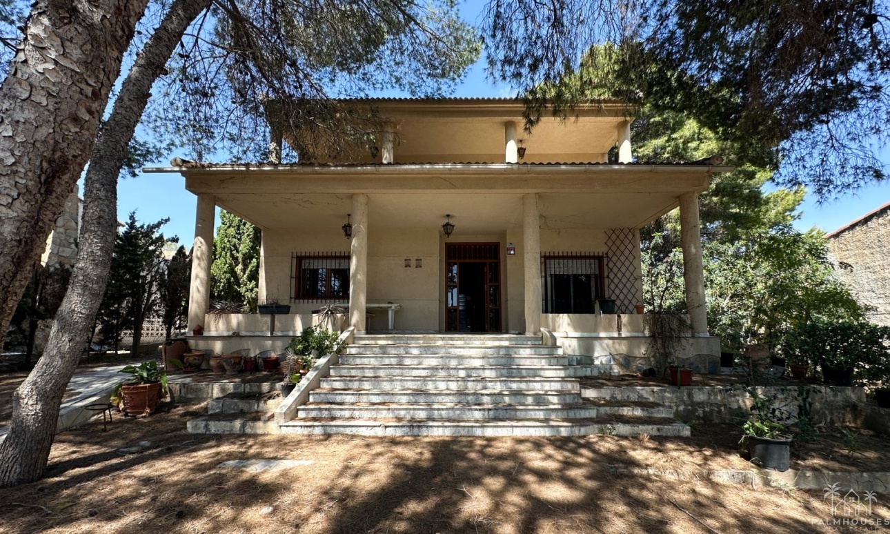 Resale - Villa - Torrevieja - Costa Blanca