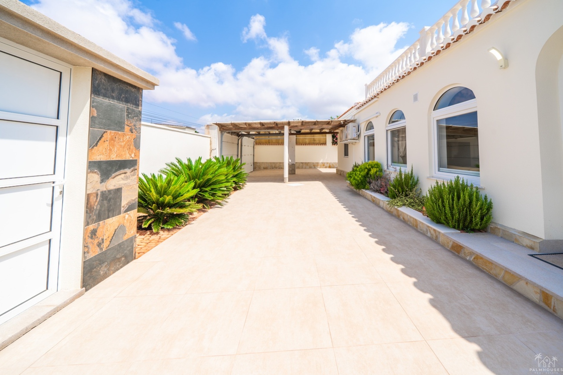 Resale - Villa - Torrevieja - Costa Blanca