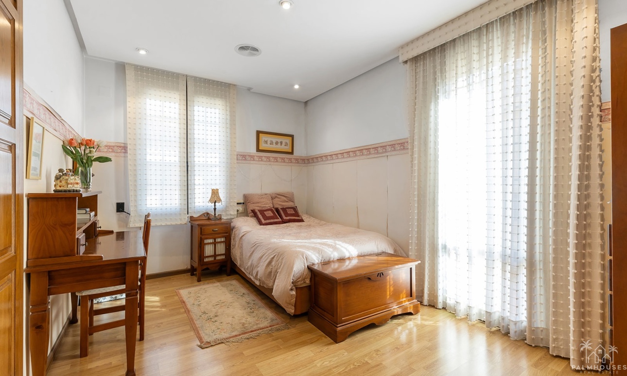 Resale - Villa - Torrevieja - Costa Blanca