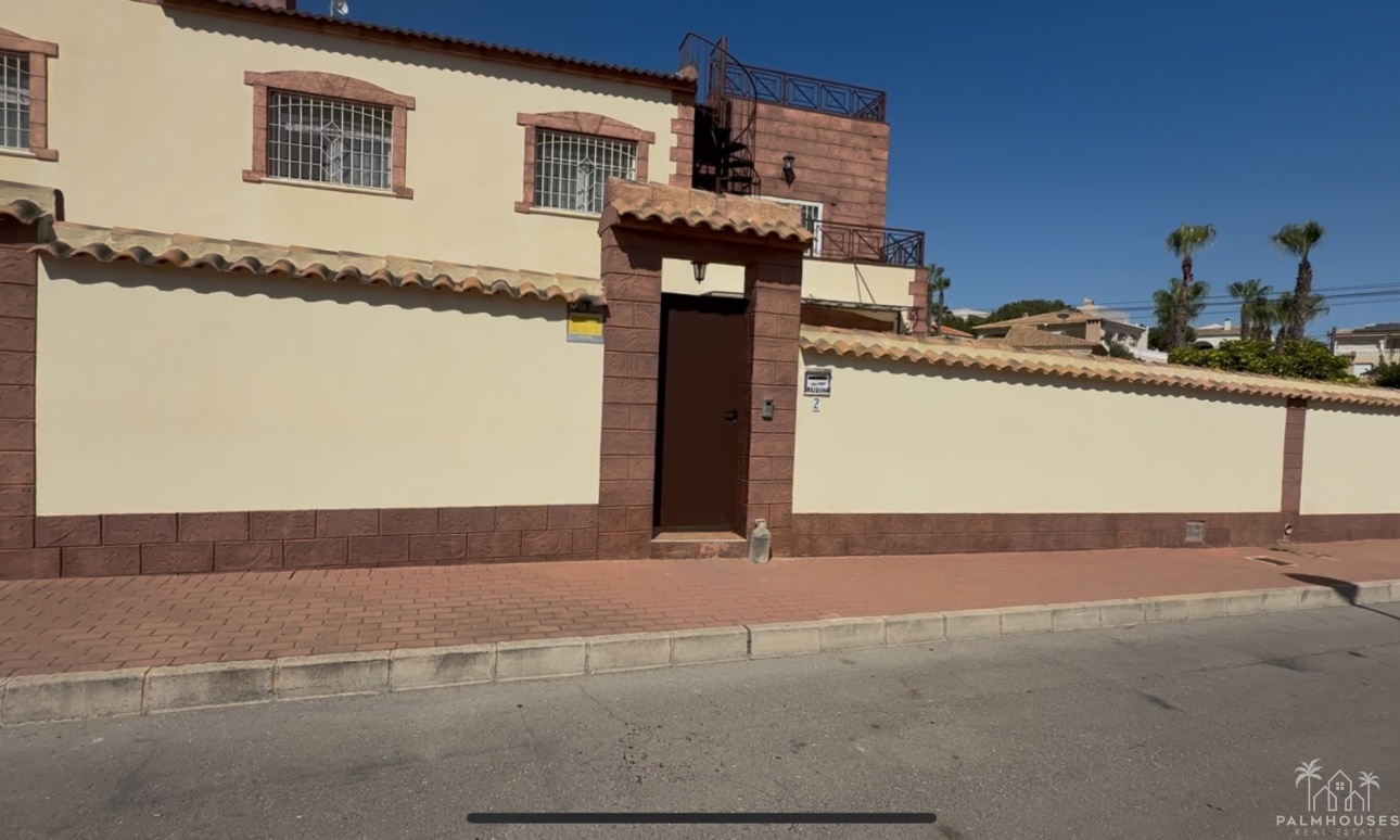 Resale - Villa - Torrevieja - Costa Blanca