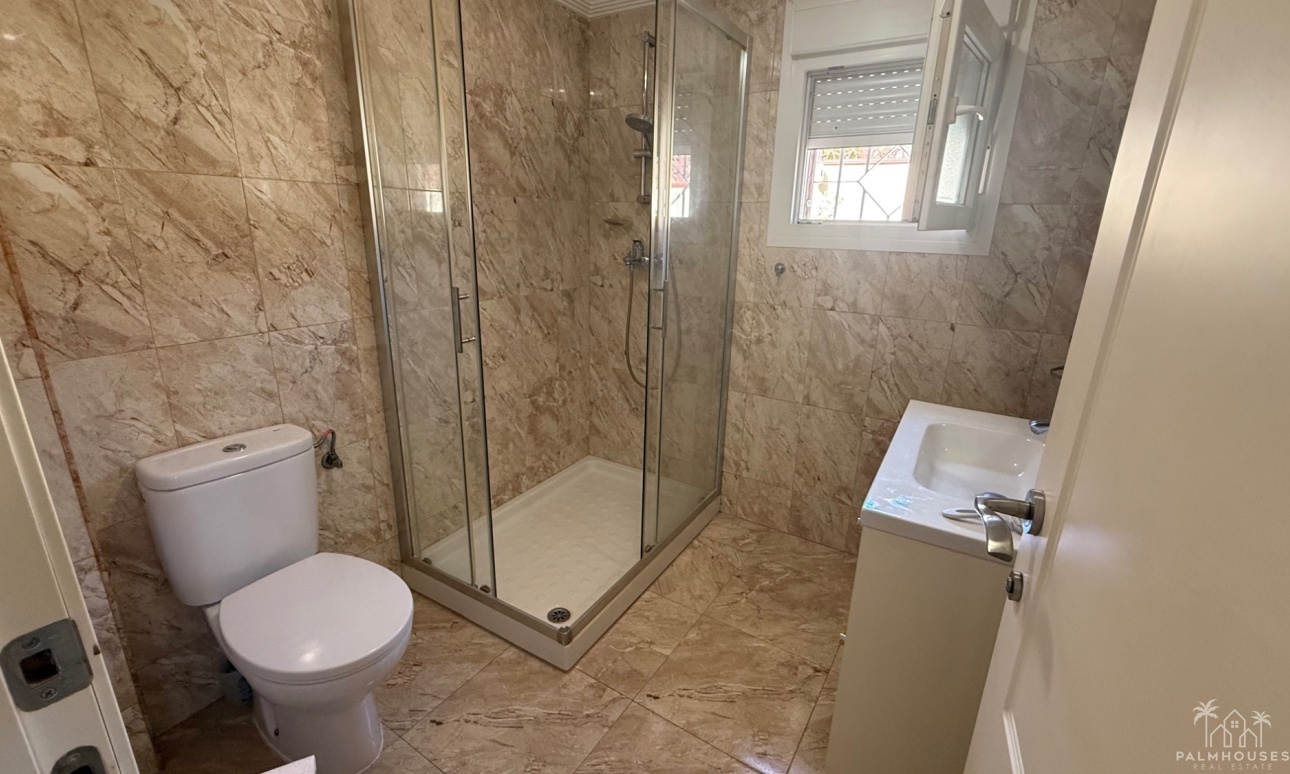 Resale - Villa - Torrevieja - Costa Blanca