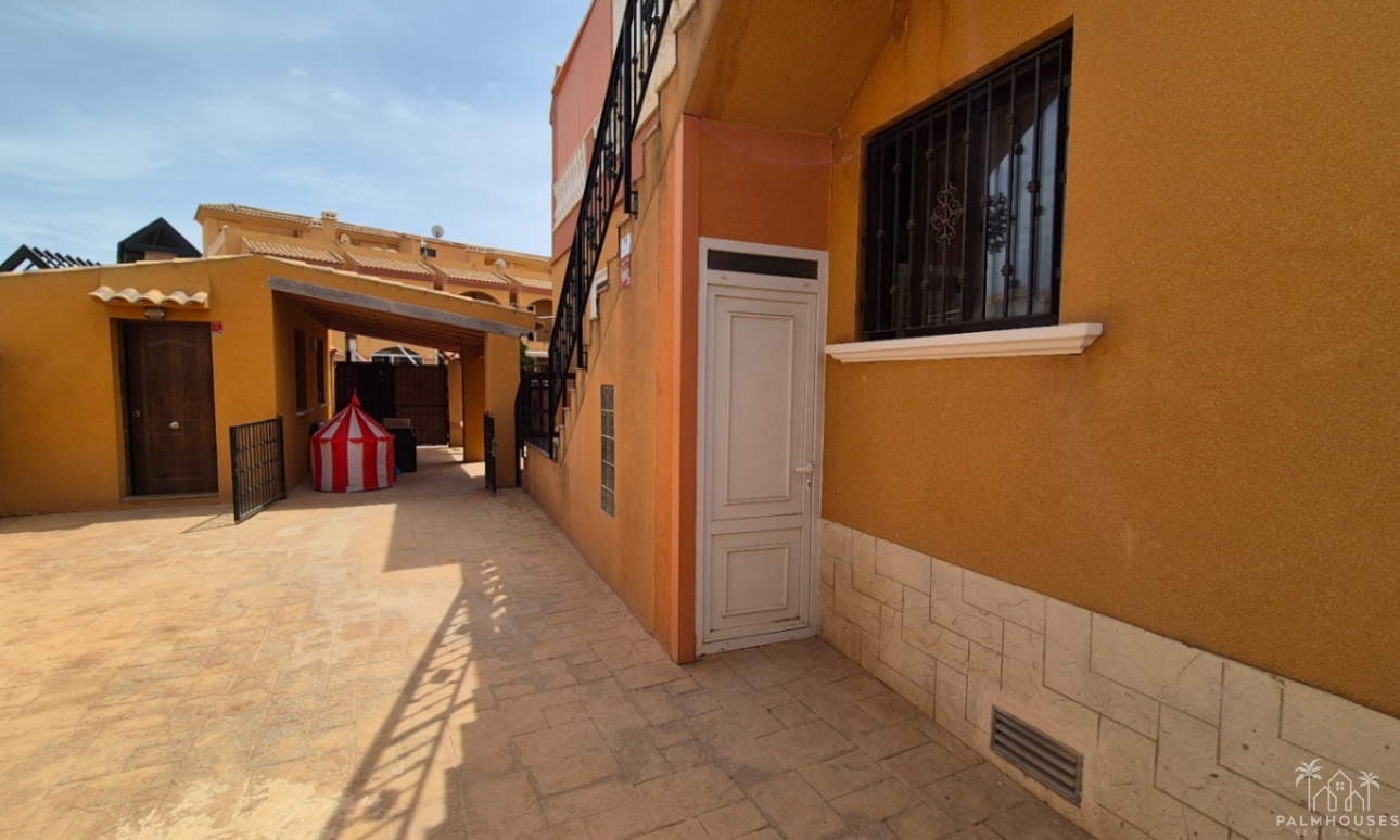 Resale - Villa - Torrevieja - Costa Blanca