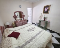 Resale - Villa - Torrevieja - Costa Blanca