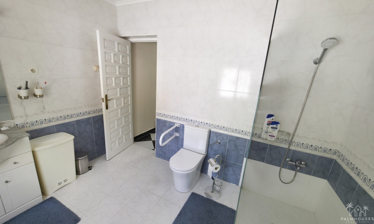 Resale - Villa - Torrevieja - Costa Blanca