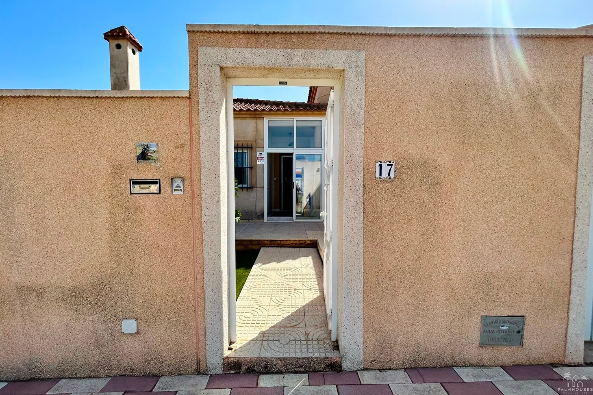 Resale - Villa - Torrevieja - Costa Blanca