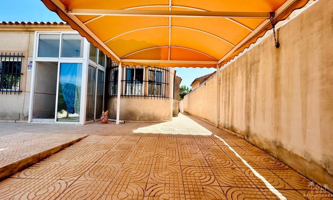 Resale - Villa - Torrevieja - Costa Blanca