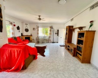 Resale - Villa - Torrevieja - Costa Blanca