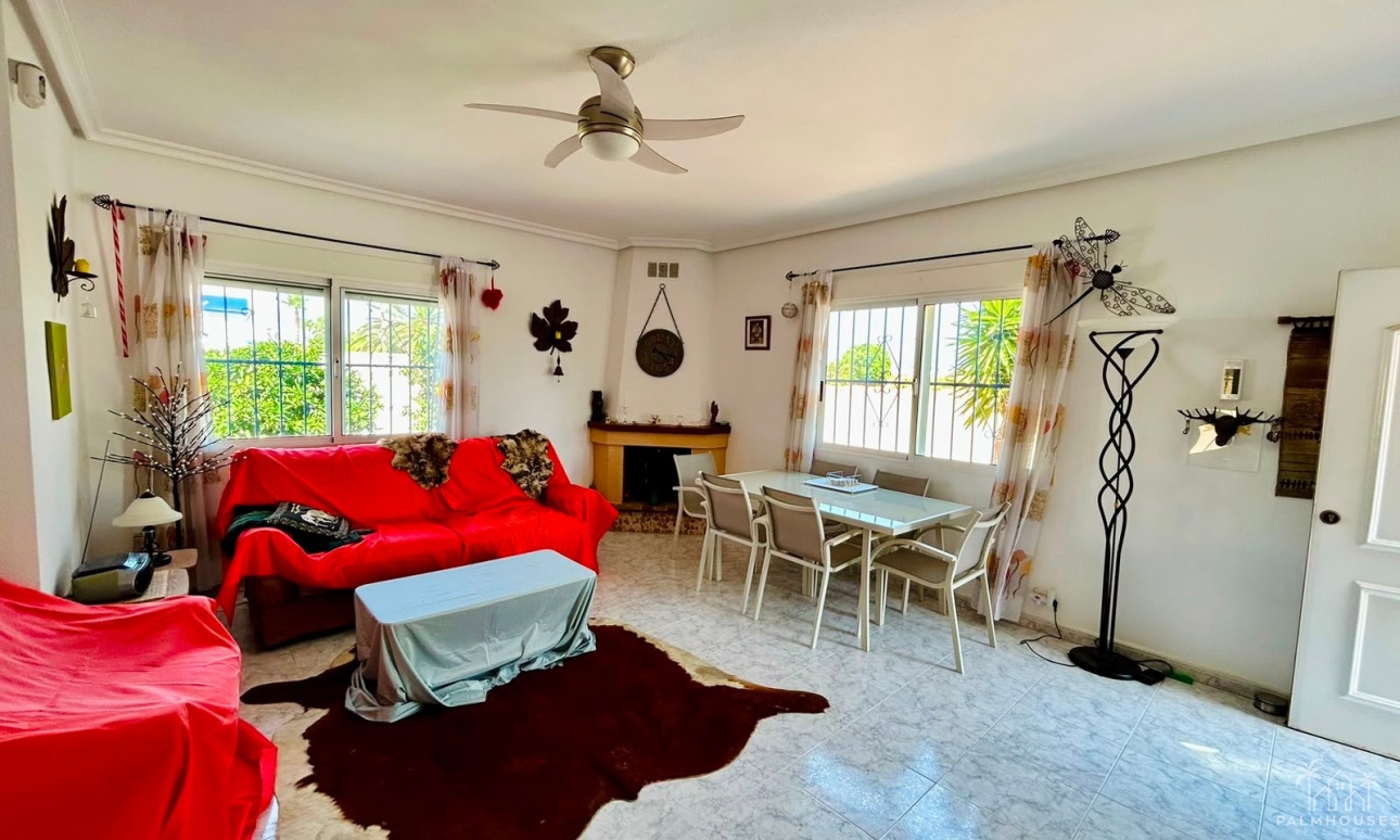 Resale - Villa - Torrevieja - Costa Blanca