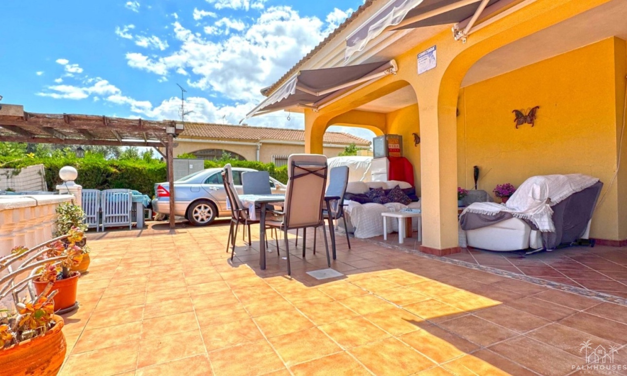 Resale - Villa - Torrevieja - Costa Blanca