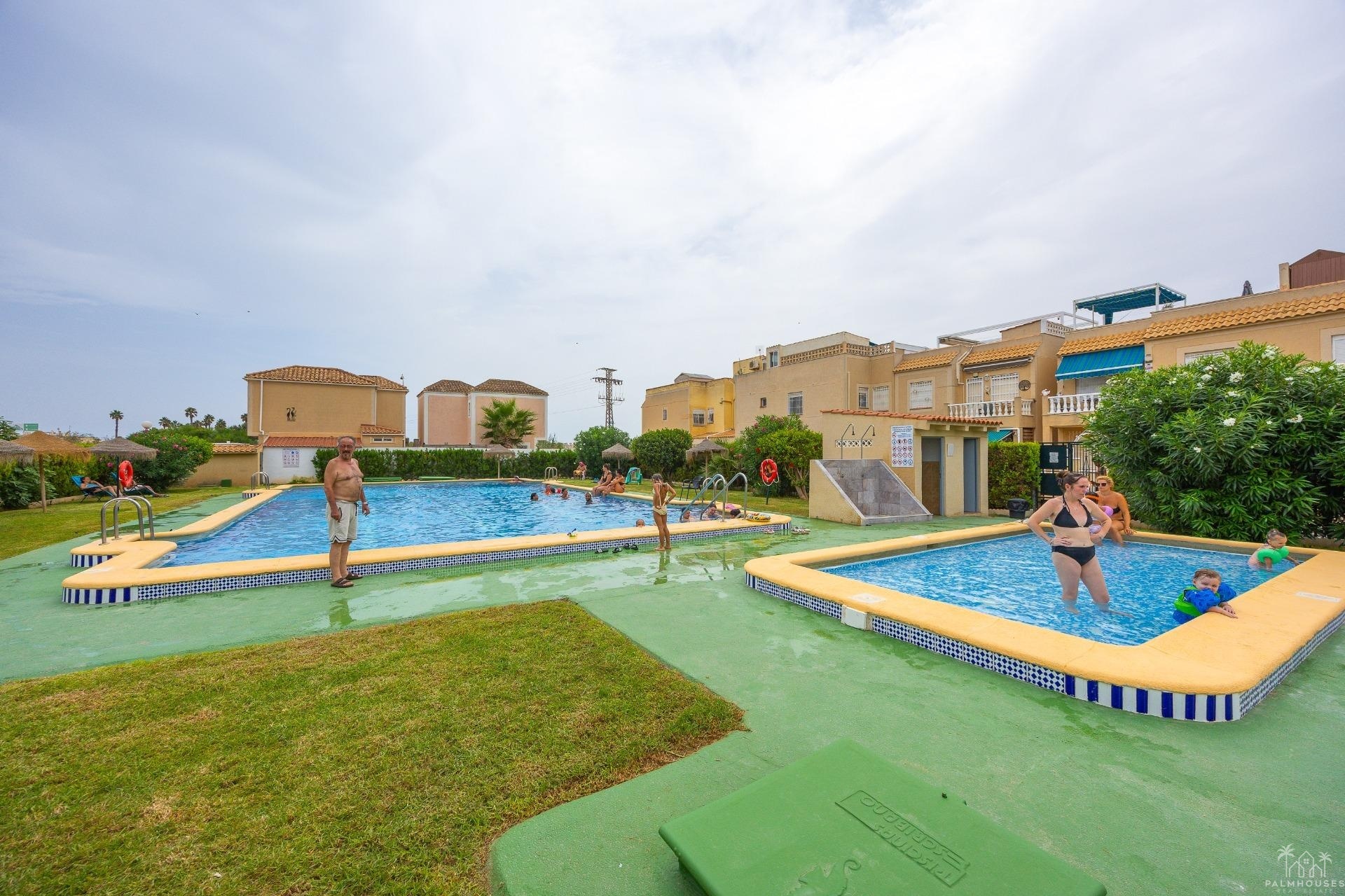 Resale - Villa - Torrevieja - El limonar