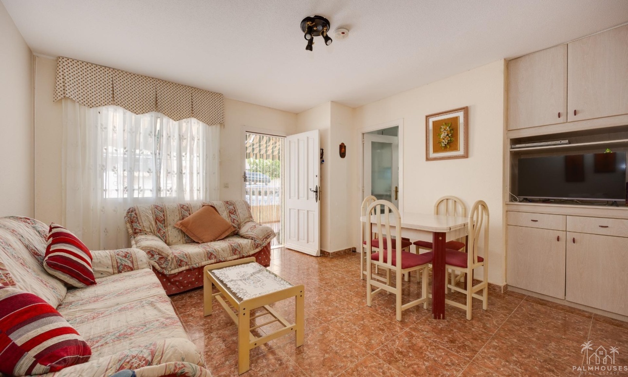 Resale - Villa - Torrevieja - El limonar