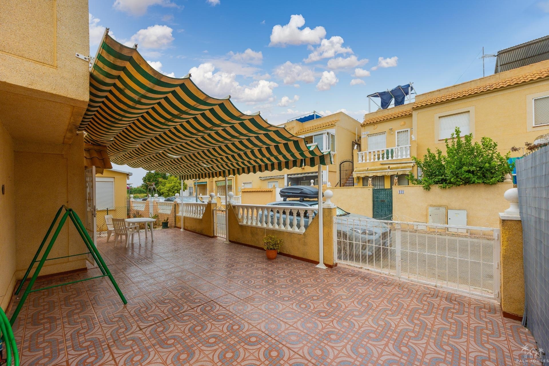 Resale - Villa - Torrevieja - El limonar