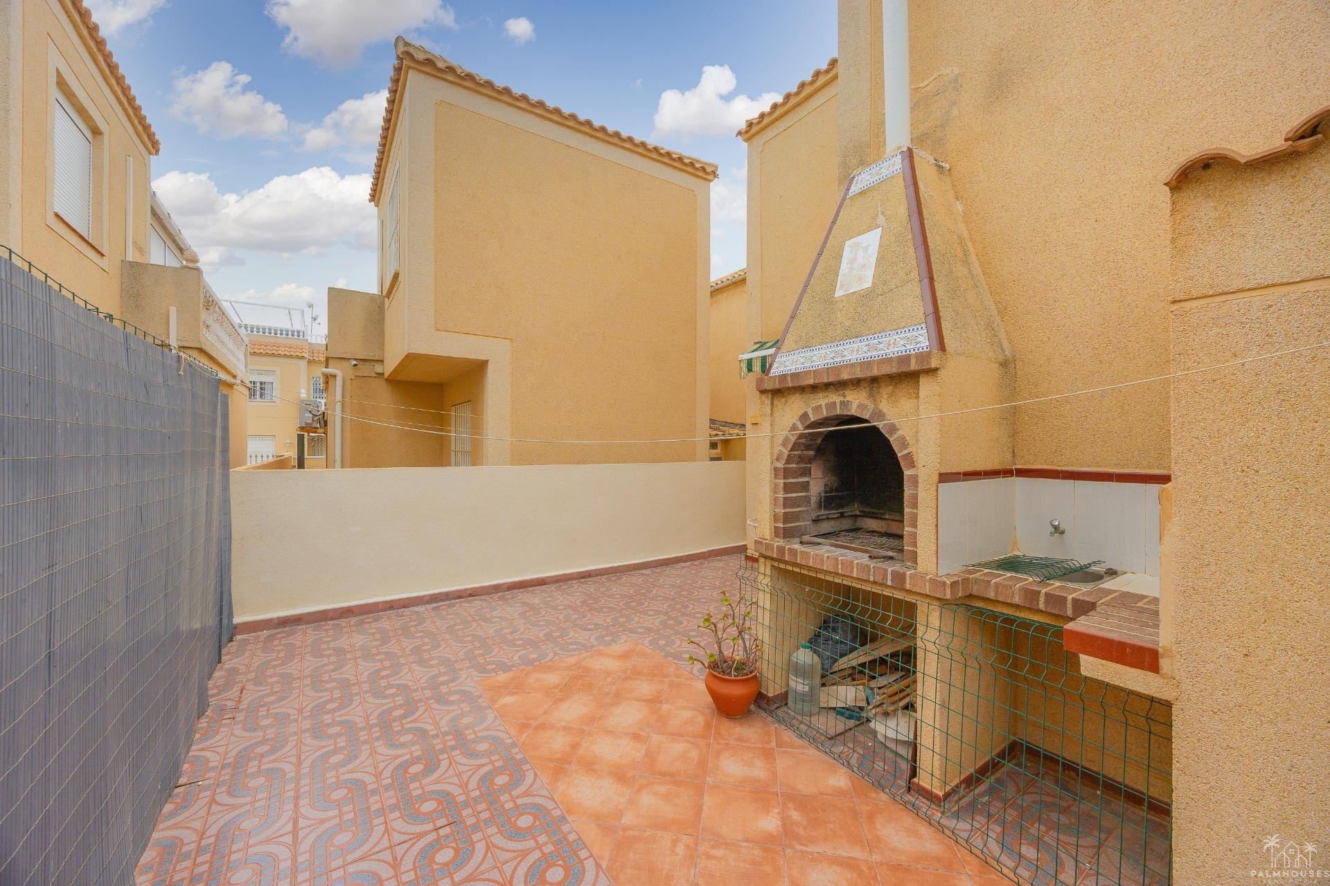 Resale - Villa - Torrevieja - El limonar