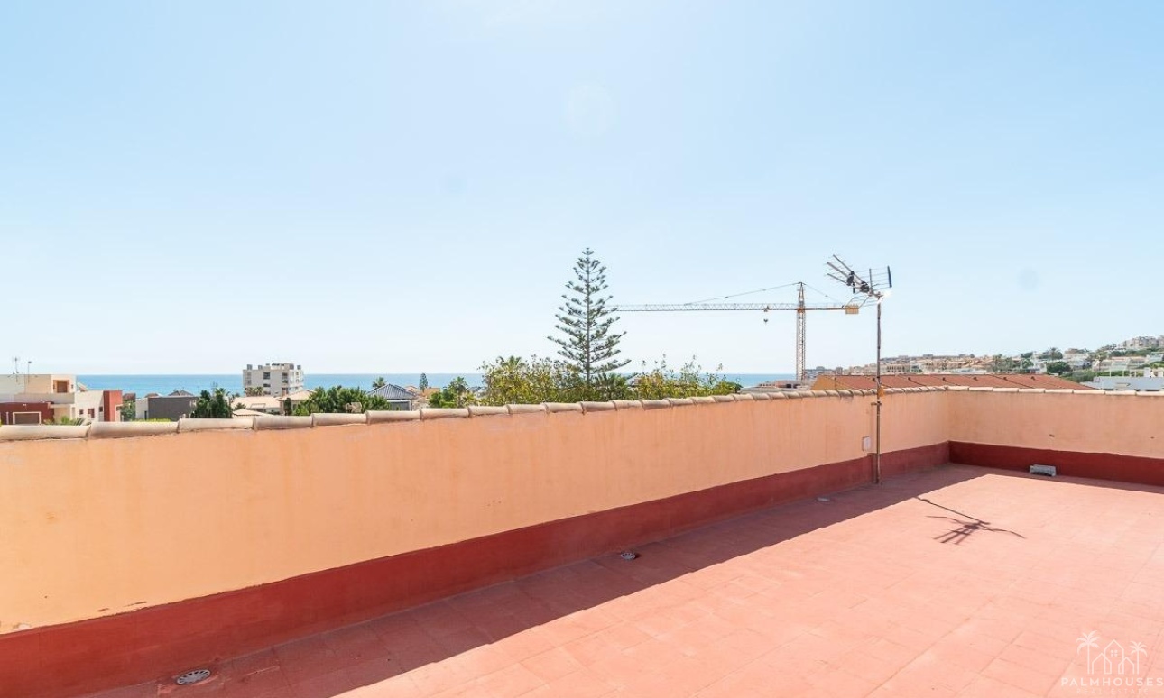 Resale - Villa - Torrevieja - La Mata