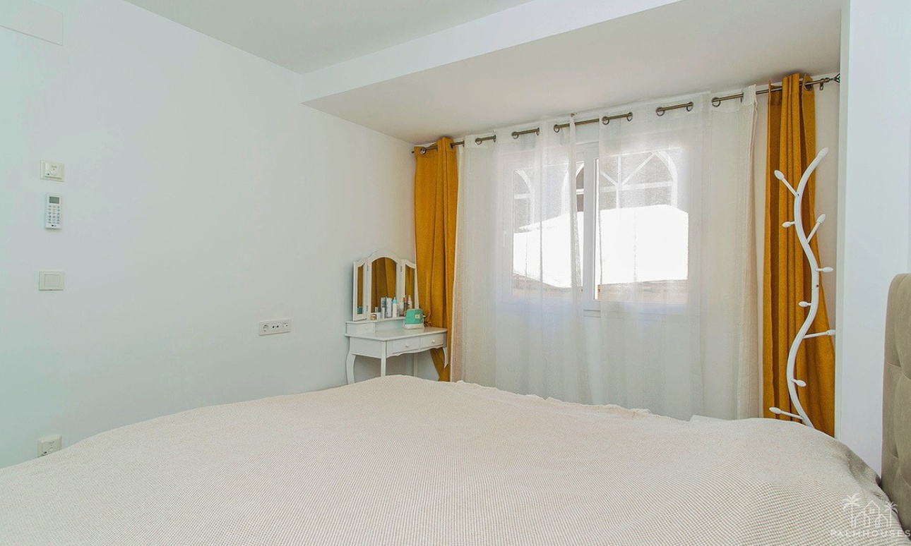 Resale - Villa - Torrevieja - La Mata