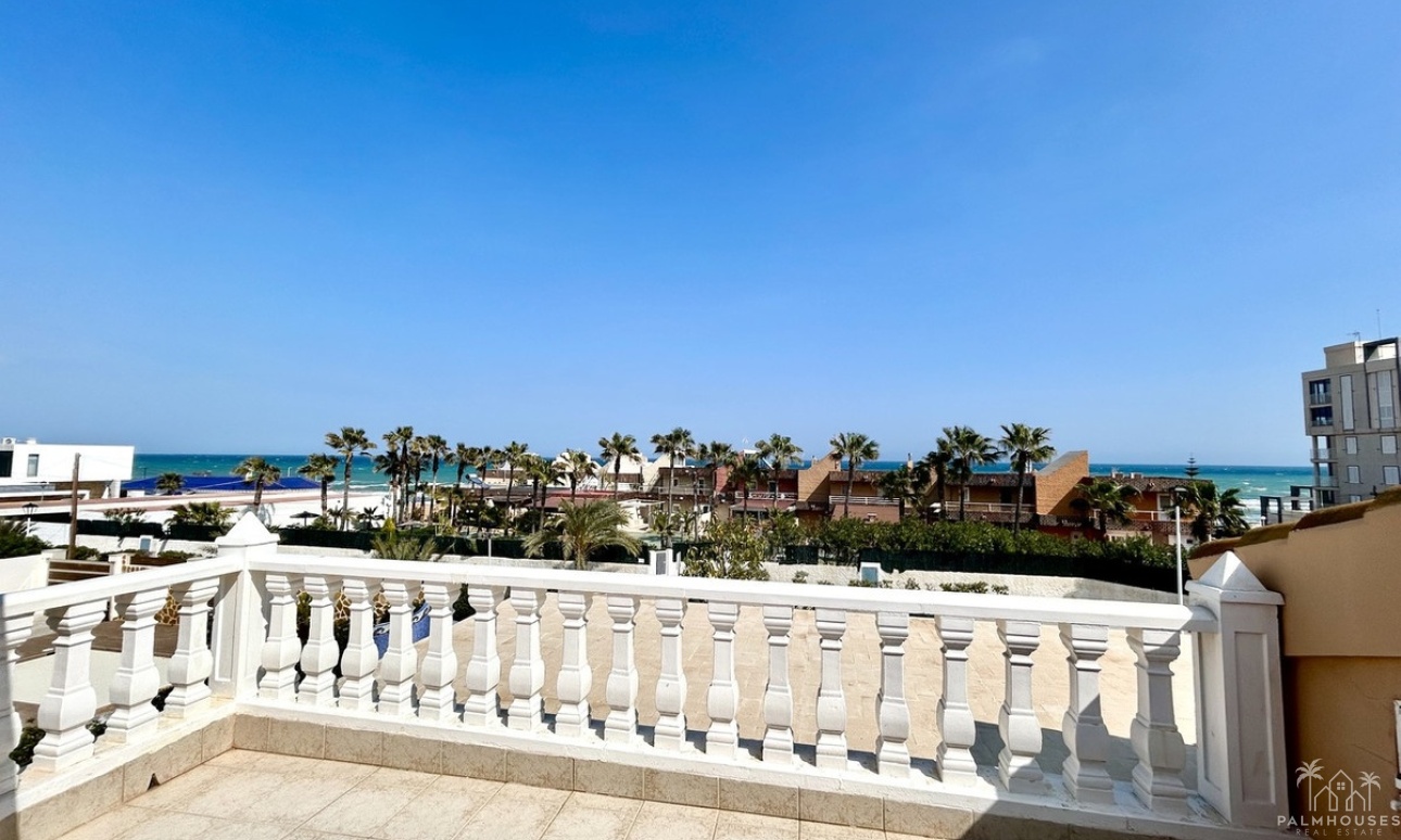 Resale - Villa - Torrevieja - La Mata