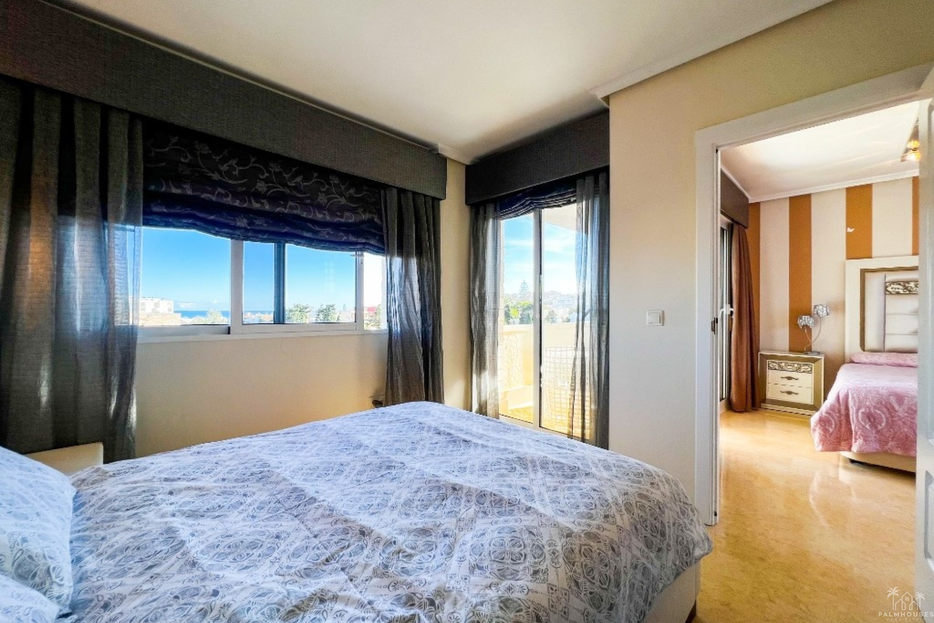 Resale - Villa - Torrevieja - La Mata
