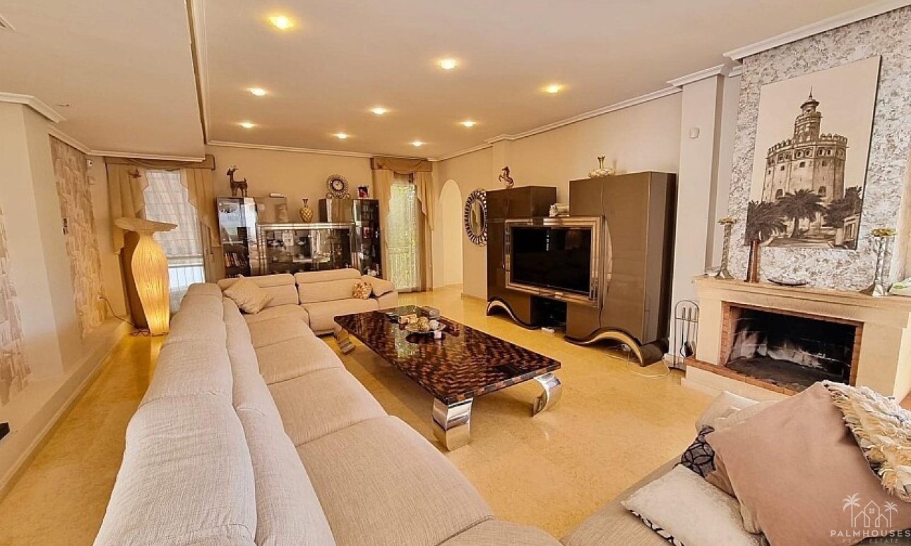 Resale - Villa - Torrevieja - La Mata