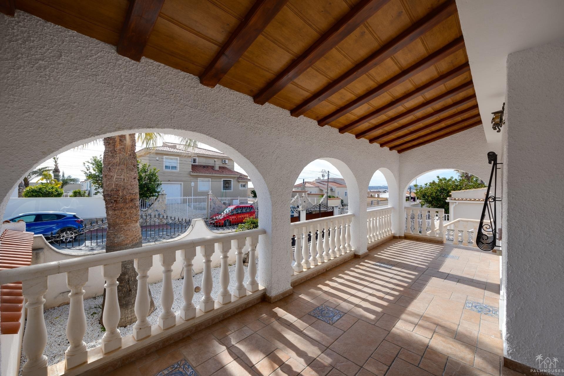 Resale - Villa - Torrevieja - La Siesta
