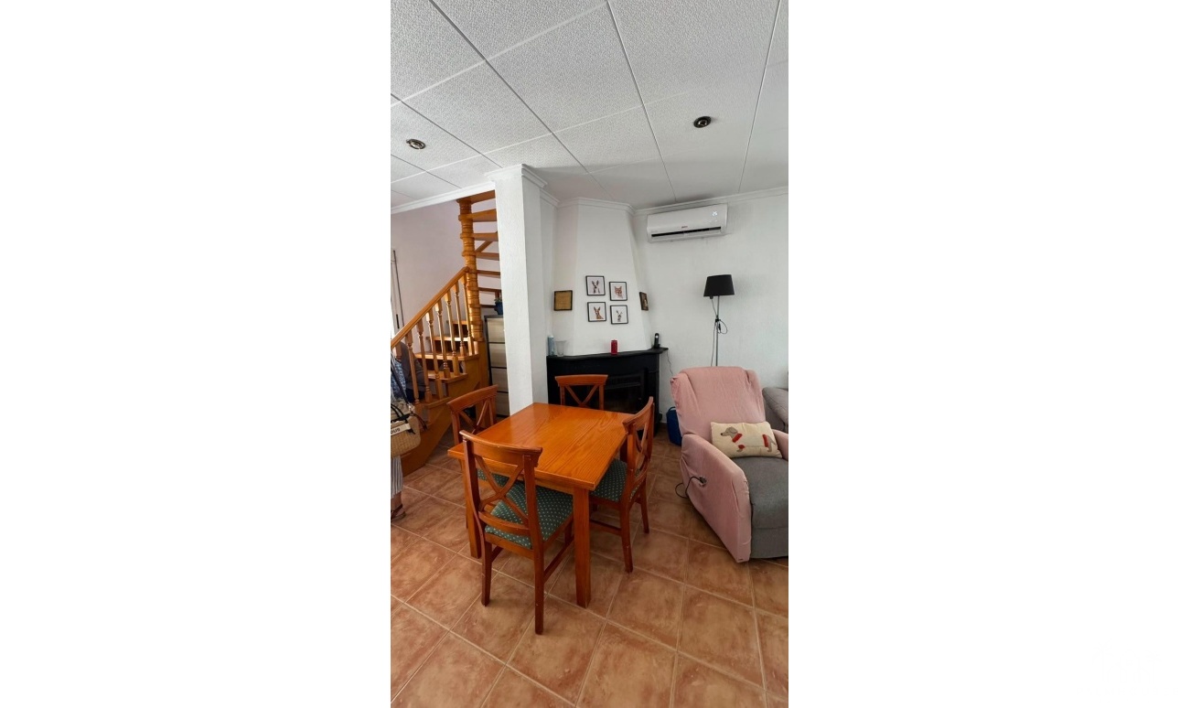 Resale - Villa - Torrevieja - La Siesta