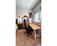 Resale - Villa - Torrevieja - La Siesta