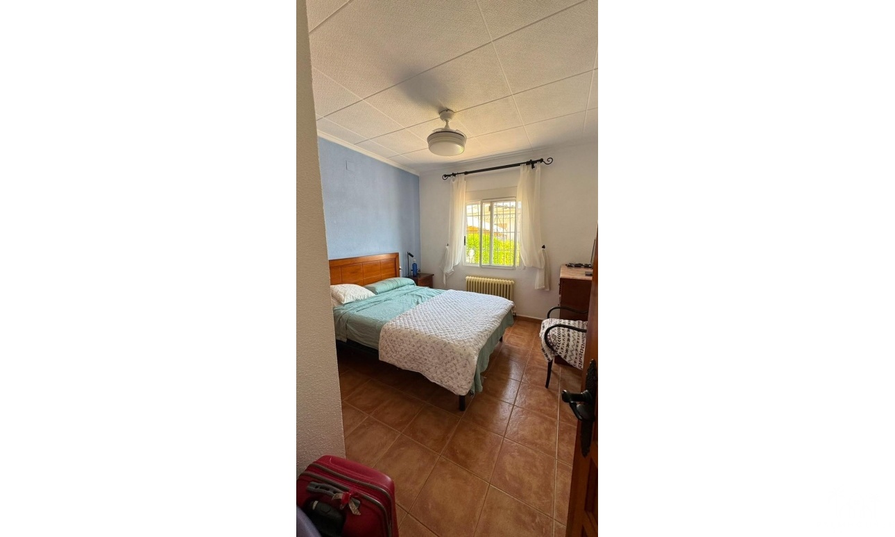 Resale - Villa - Torrevieja - La Siesta