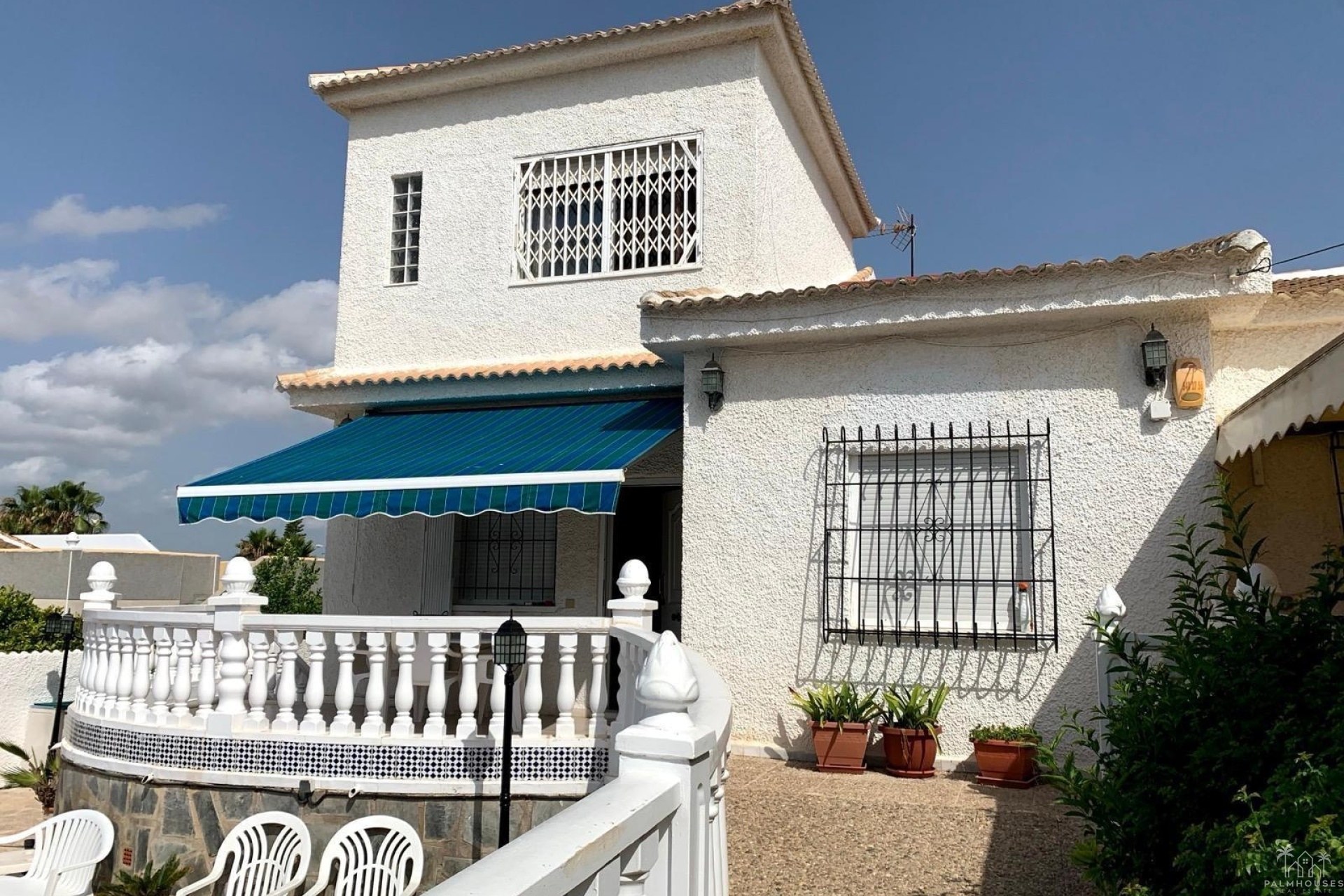 Resale - Villa - Torrevieja - La Siesta