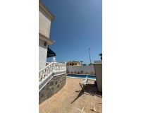 Resale - Villa - Torrevieja - La Siesta