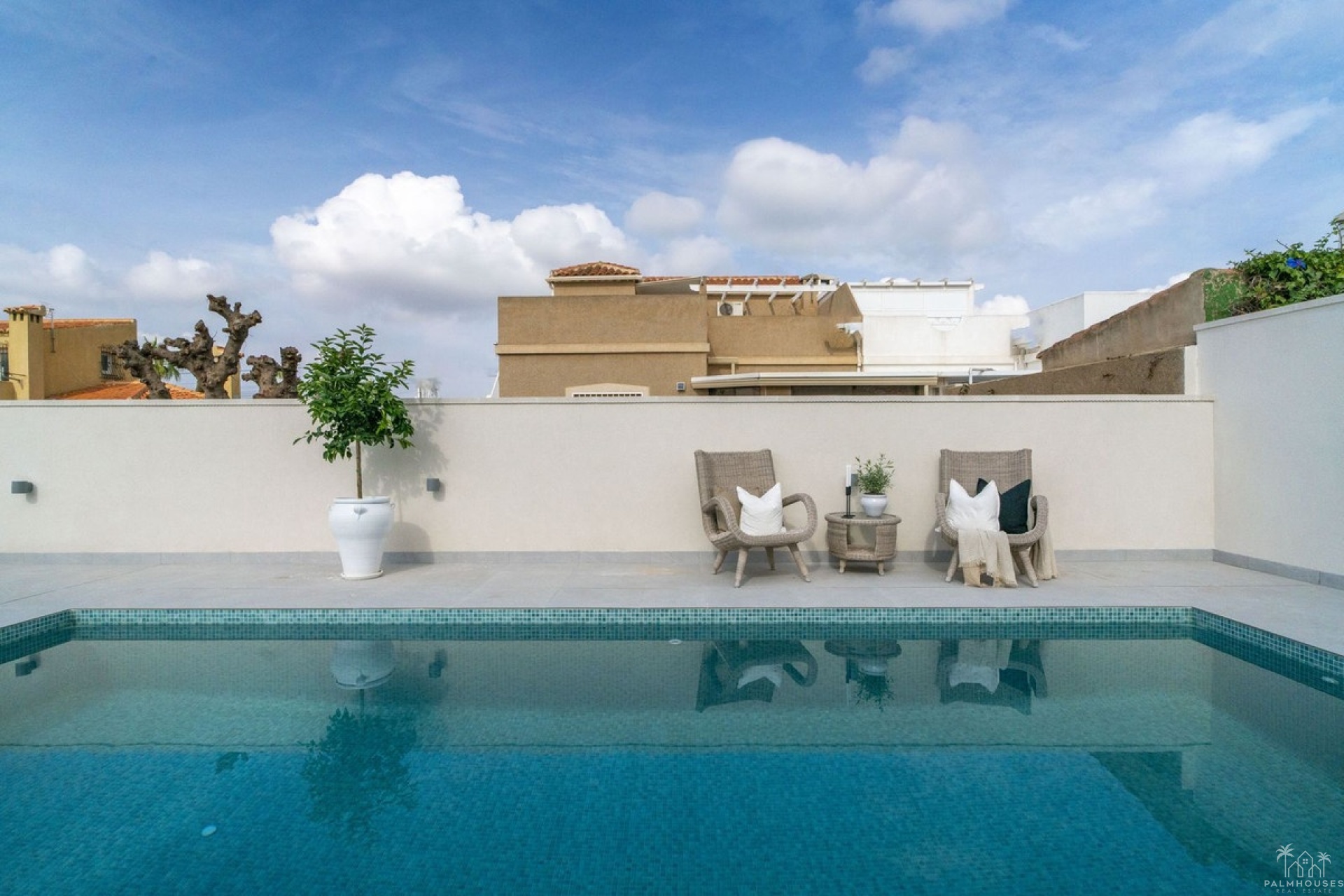 Resale - Villa - Torrevieja - La Siesta