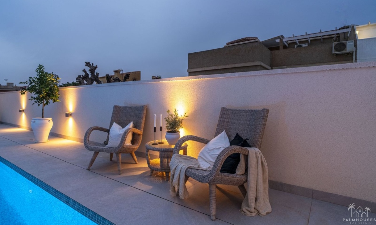 Resale - Villa - Torrevieja - La Siesta