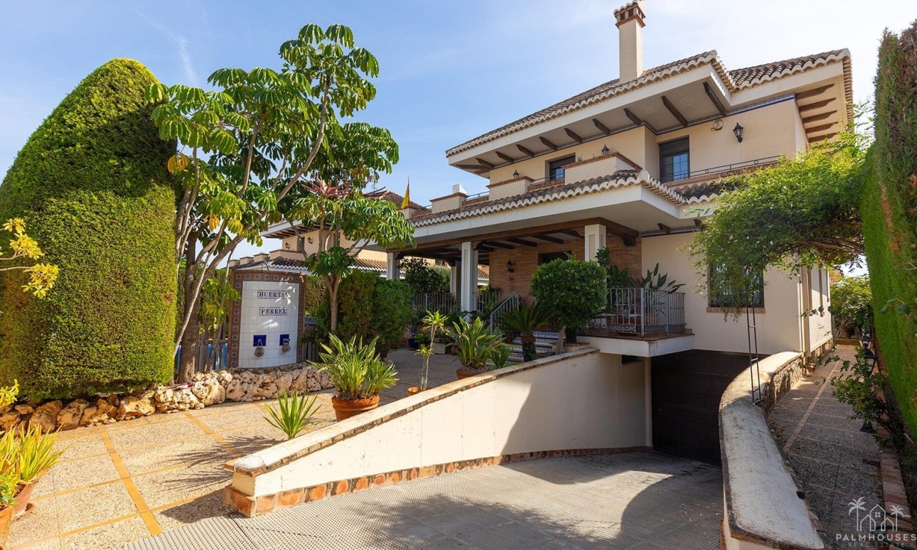 Resale - Villa - Torrevieja - La Veleta