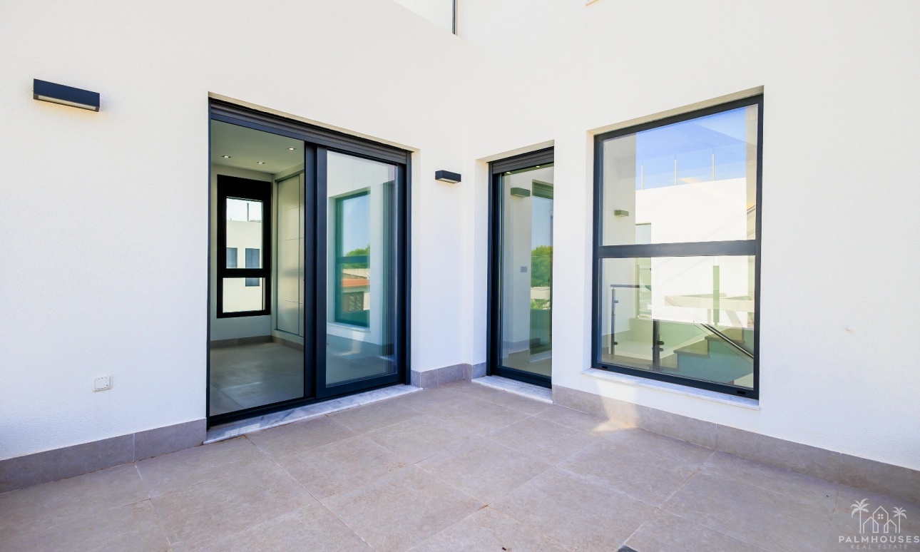 Resale - Villa - Torrevieja - Los Balcones