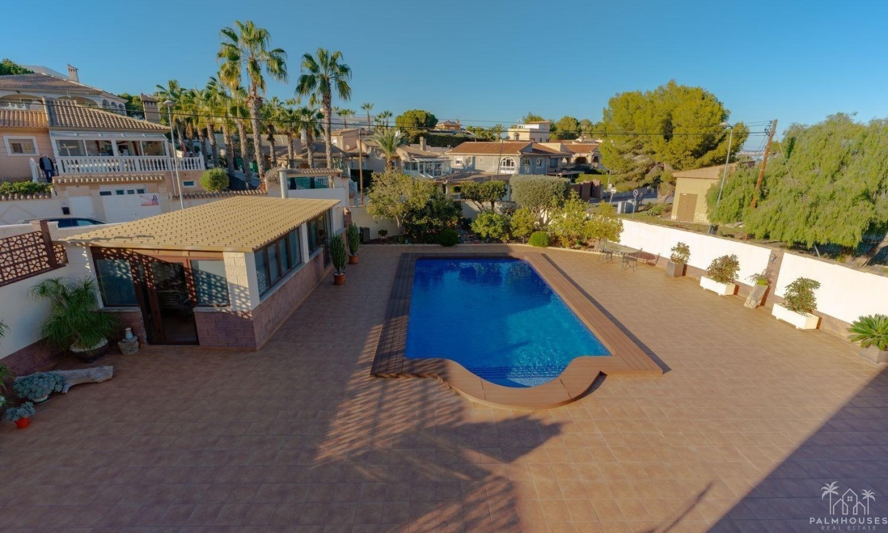 Resale - Villa - Torrevieja - Los Balcones