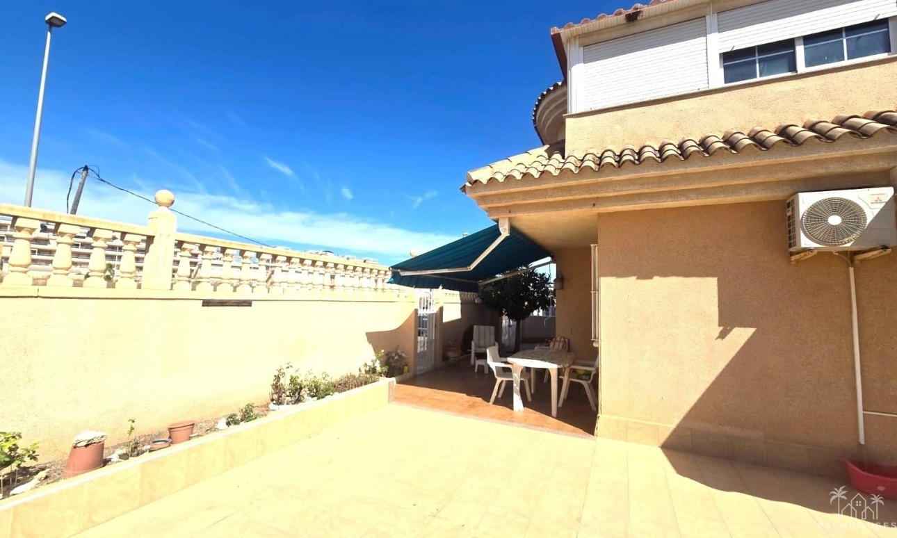 Resale - Villa - Torrevieja - Los Balcones